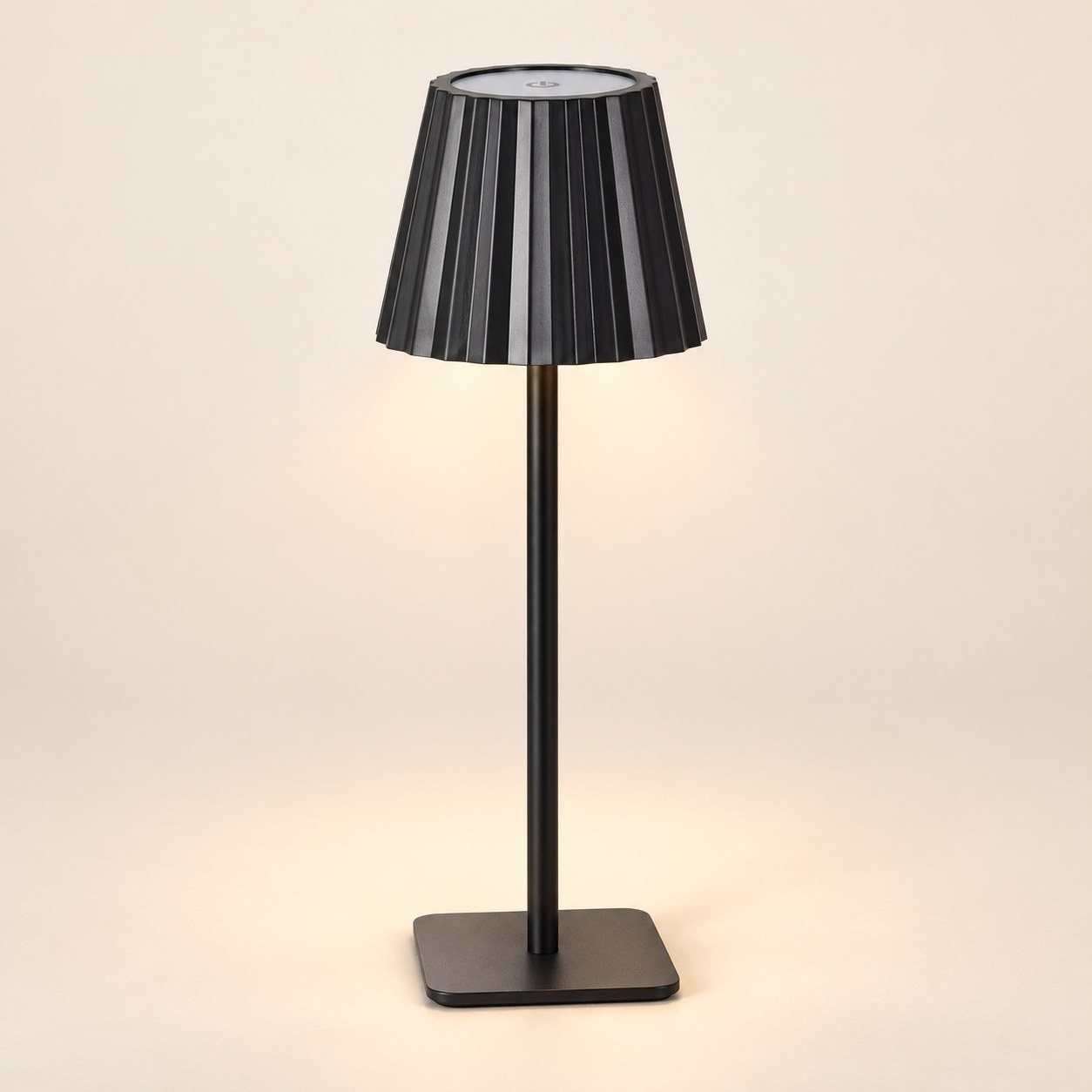 Click to zoom Black pleated-shade table lamp
